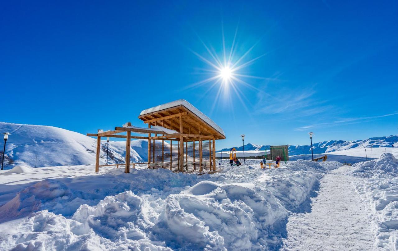 Gvc New Gudauri Alpic Mountain View Apartment Екстериор снимка